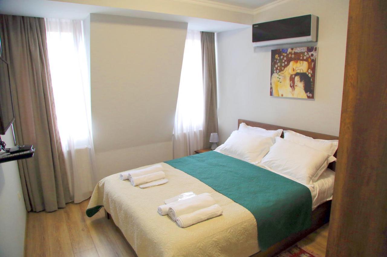 Family Apartments Тбілісі Екстер'єр фото
