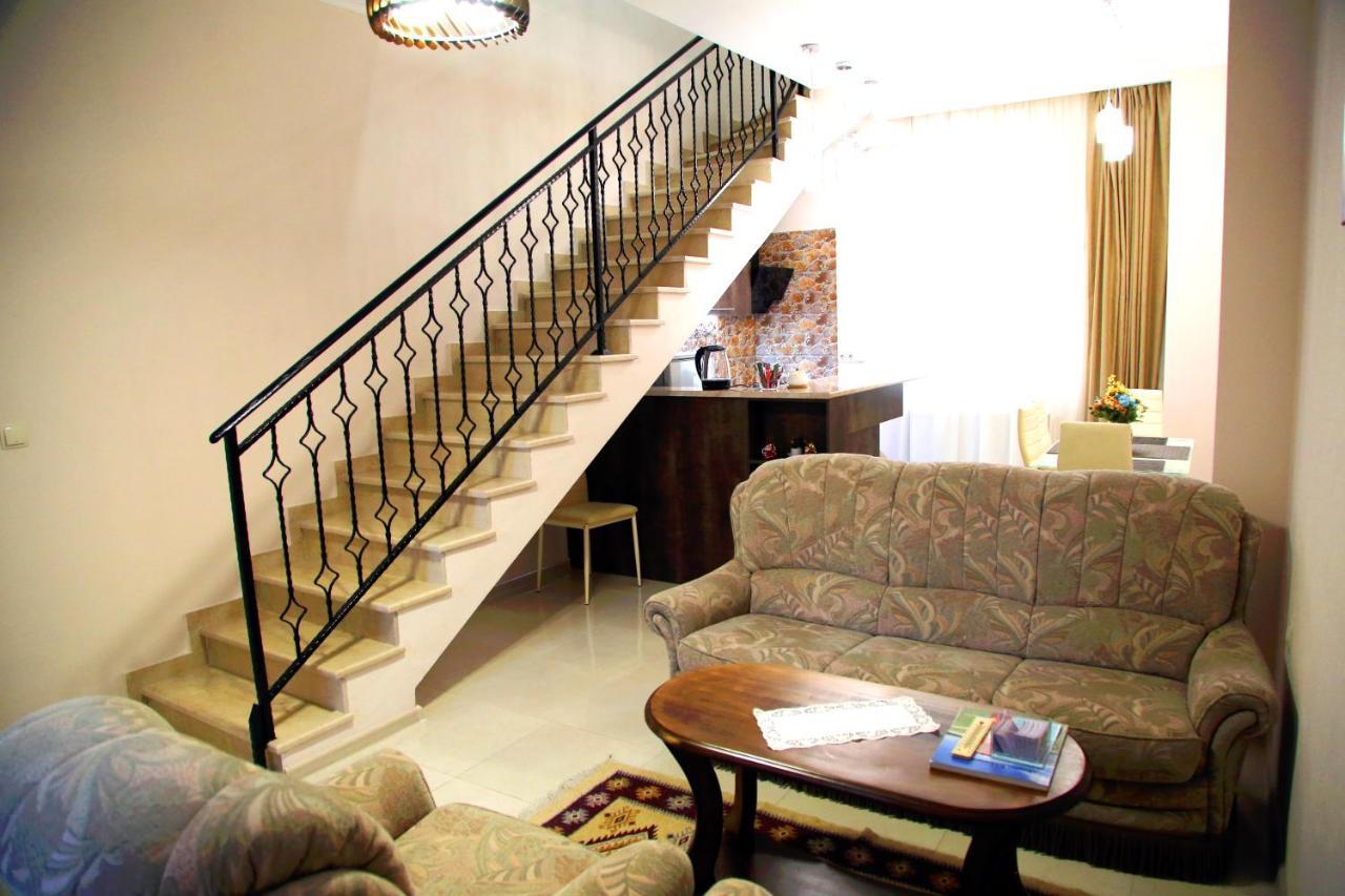 Family Apartments Тбілісі Екстер'єр фото